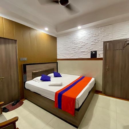 Vinayak Guest House 콜카타 외부 사진